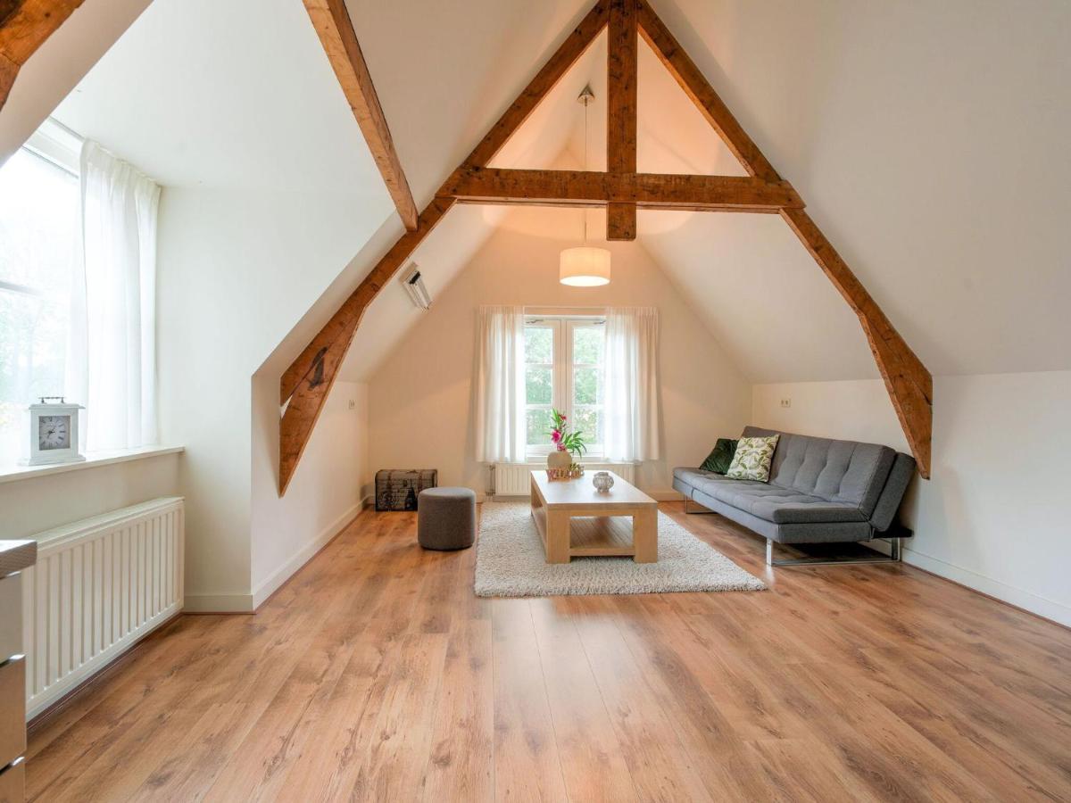 Cozy Holiday Home By The Canal In Dwingeloo Luaran gambar