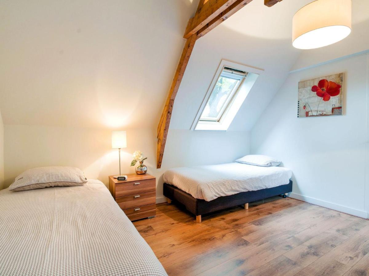 Cozy Holiday Home By The Canal In Dwingeloo Luaran gambar