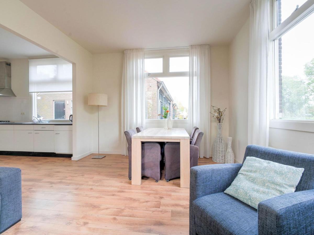 Cozy Holiday Home By The Canal In Dwingeloo Luaran gambar